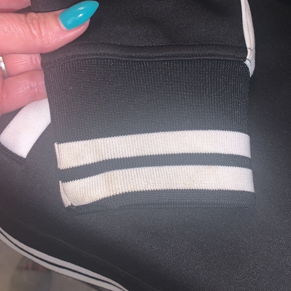 North Face zip up black and white - Picture 2 of 6